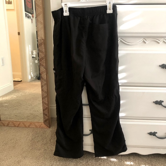 XS Petite Black Greys Anatomy Scrub Pants - Picture 2 of 2